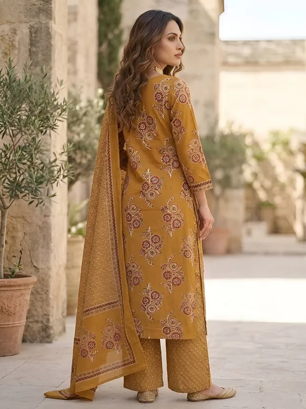 Mustard_Floral_Printed_Pure_Cotton_Kurta_Set_For_Women