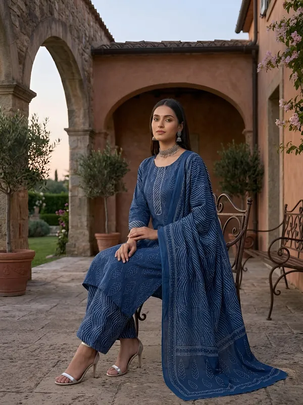 Blue_Floral_Printed_Pure_Cotton_Kurta_Set_For_Women