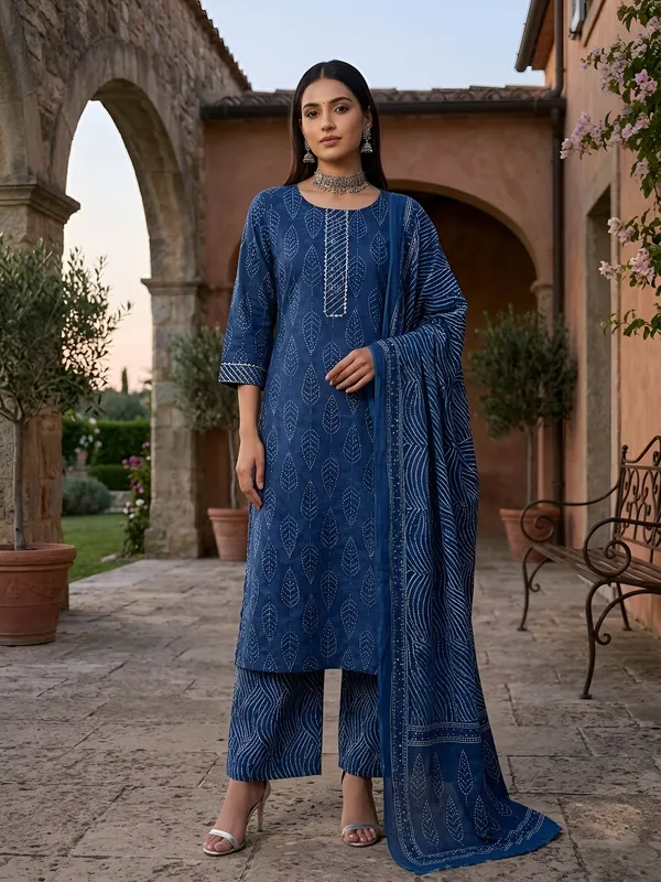 Blue_Floral_Printed_Pure_Cotton_Kurta_Set_For_Women