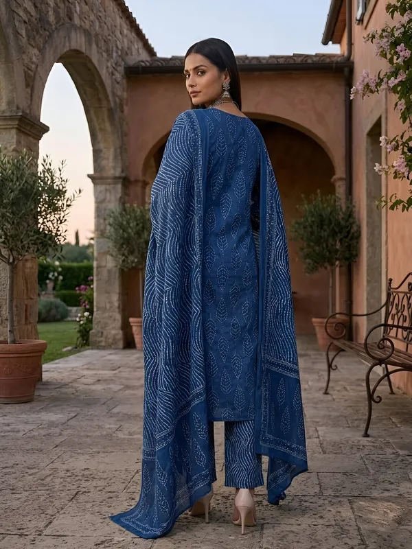 Blue_Floral_Printed_Pure_Cotton_Kurta_Set_For_Women