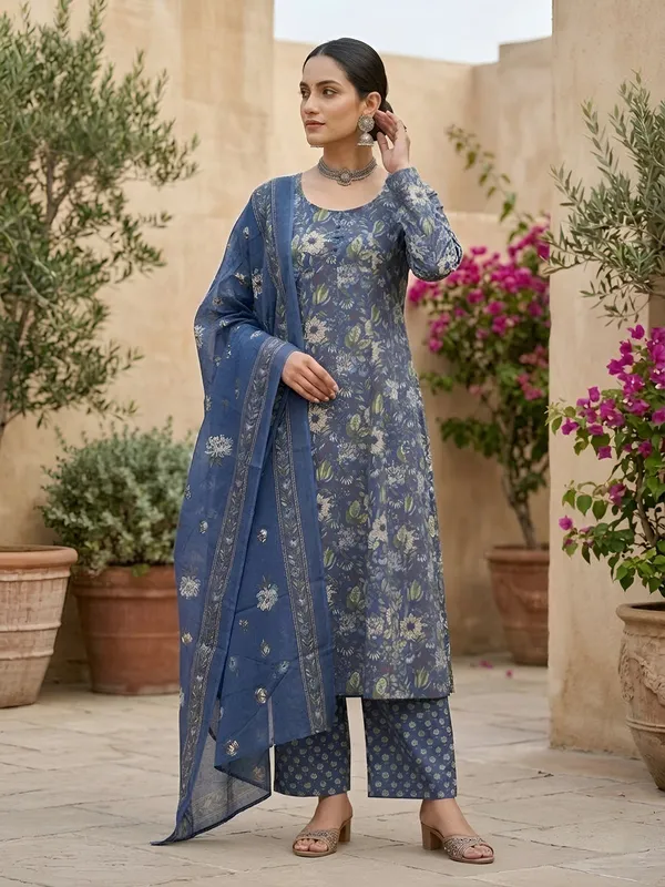 Blue_Floral_Printed_Straight_Kurta_Set_For_Women