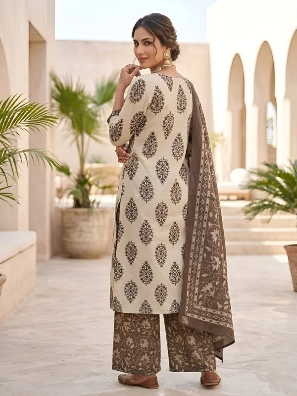 Beige_Floral_Printed_Pure_Cotton_Kurta_Set_For_Women