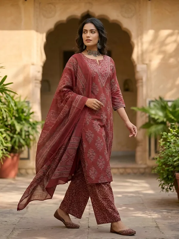 Maroon_Floral_Printed_Straight_Kurta_Set_For_Women