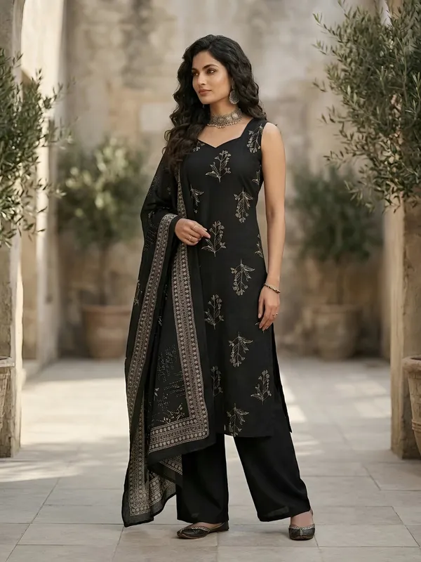 Black_Floral_Printed_Pure_Cotton_Kurta_Set_For_Women