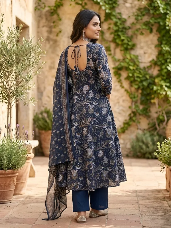 Blue_Floral_Printed_Anarkali_Kurta_Set_For_Women