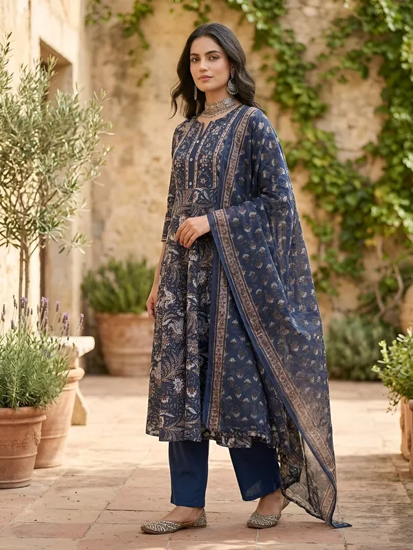Blue_Floral_Printed_Anarkali_Kurta_Set_For_Women