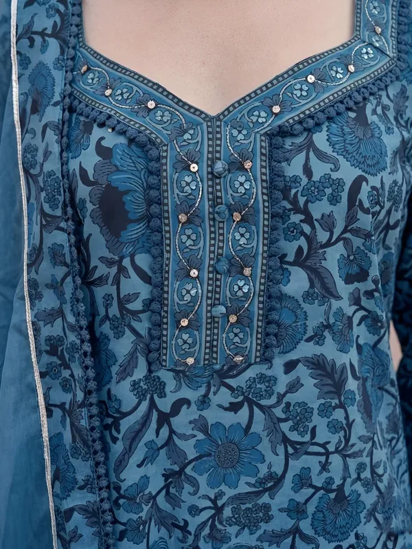 Blue_Floral_Printed_Straight_Kurta_Set_For_Women