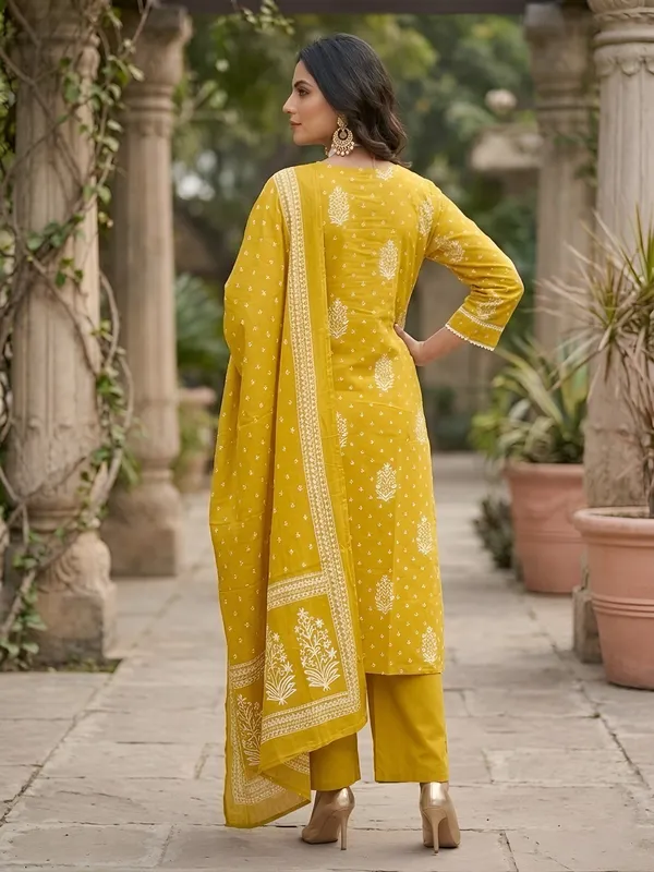 Yellow_Floral_Printed_Straight_Kurta_Set_For_Women