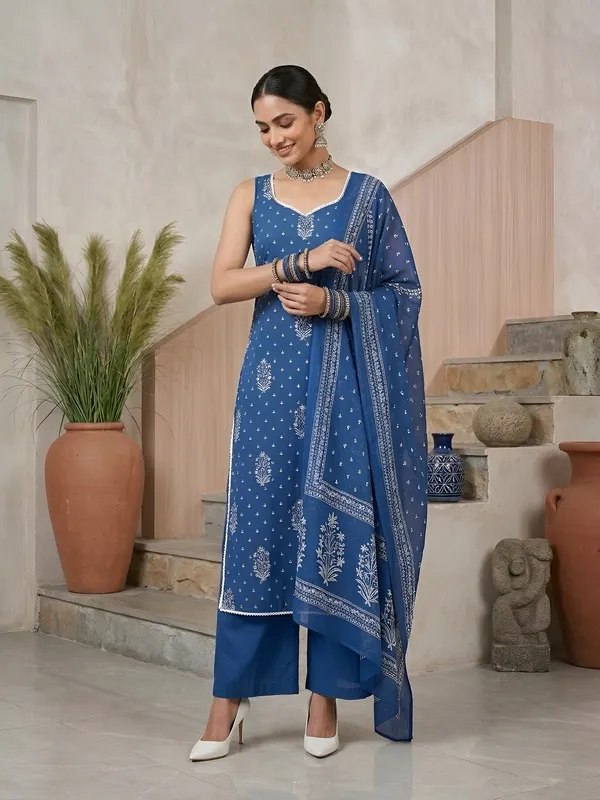 Blue_Floral_Printed_Straight_Kurta_Set_For_Women