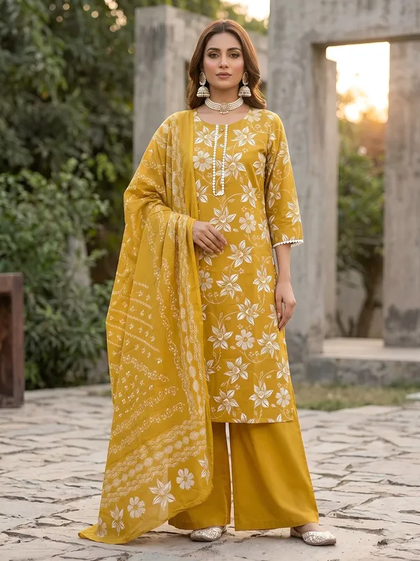 Yellow_Floral_Printed_Straight_Kurta_Set_For_Women
