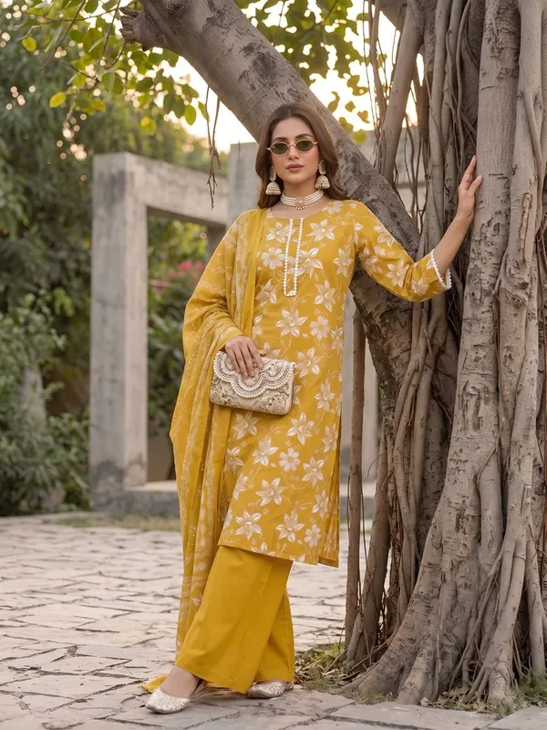 Yellow_Floral_Printed_Straight_Kurta_Set_For_Women