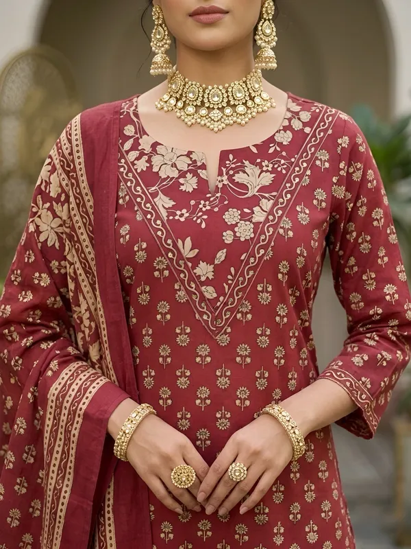 Maroon_Floral_Printed_Straight_Kurta_Set_For_Women