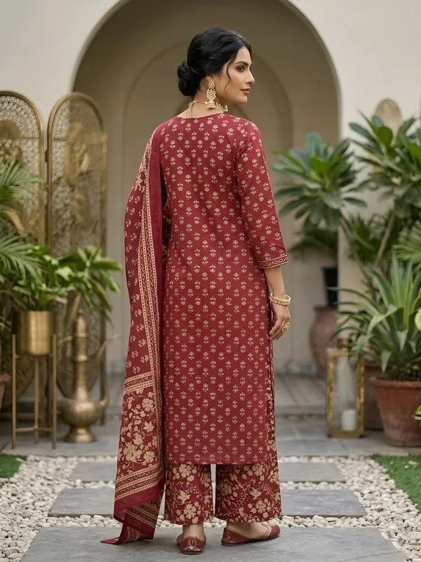 Maroon_Floral_Printed_Straight_Kurta_Set_For_Women