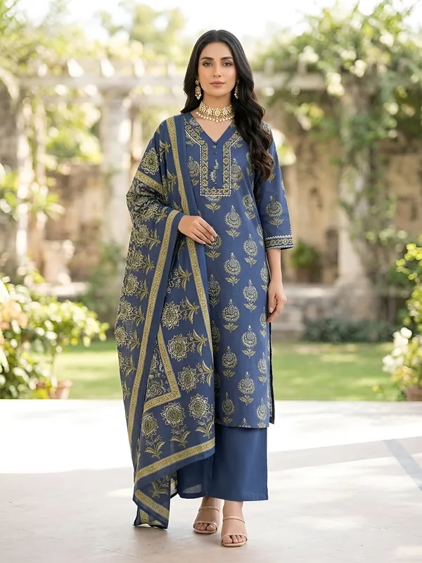 Blue_Floral_Printed_Straight_Kurta_Set_For_Women