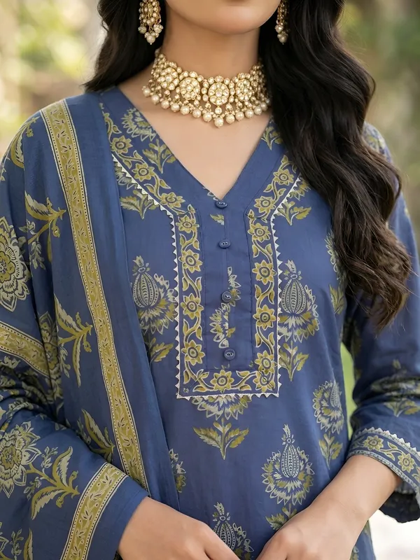 Blue_Floral_Printed_Straight_Kurta_Set_For_Women