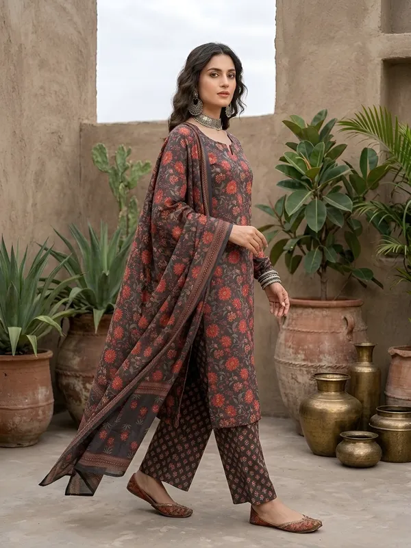 Grey_Black_Floral_Printed_Straight_Kurta_Set_For_Women