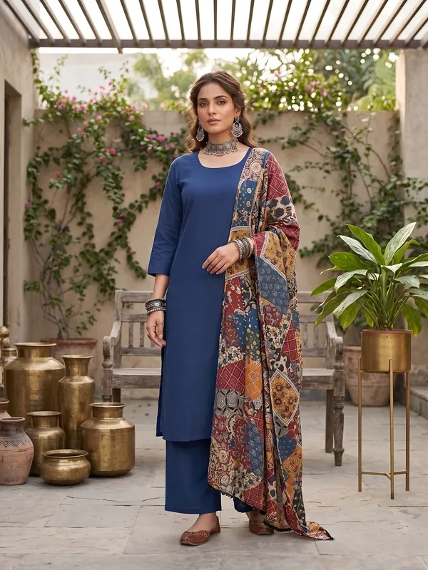 Blue_Floral_Printed_Straight_Kurta_Set_For_Women