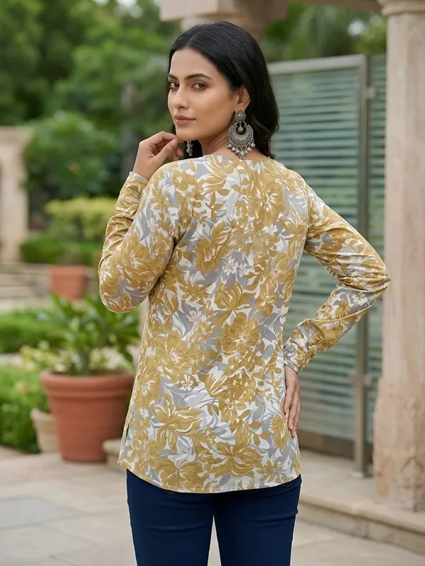 Yellow__Pure_Cotton_Printed_Tunic_For_Women