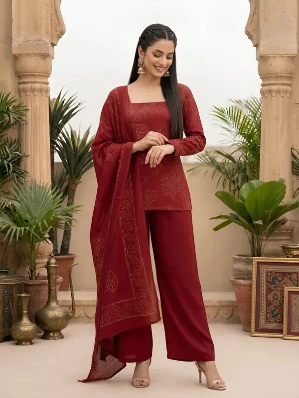 Maroon_Floral_Printed_Straight_Kurta_Set_For_Women