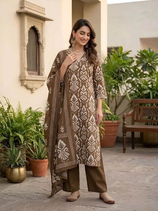 Brown_Floral_Printed_Straight_Kurta_Set_For_Women