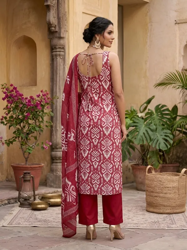 Pink_Floral_Printed_Straight_Kurta_Set_For_Women