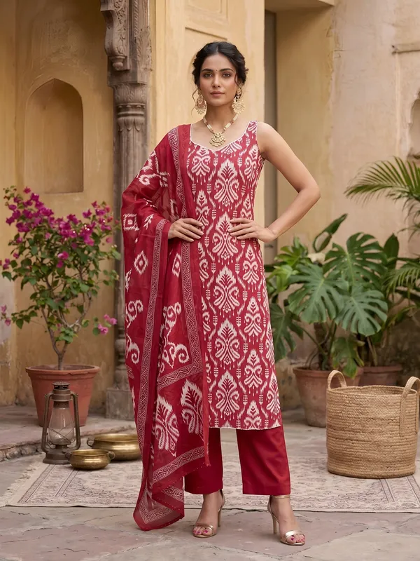 Pink_Floral_Printed_Straight_Kurta_Set_For_Women