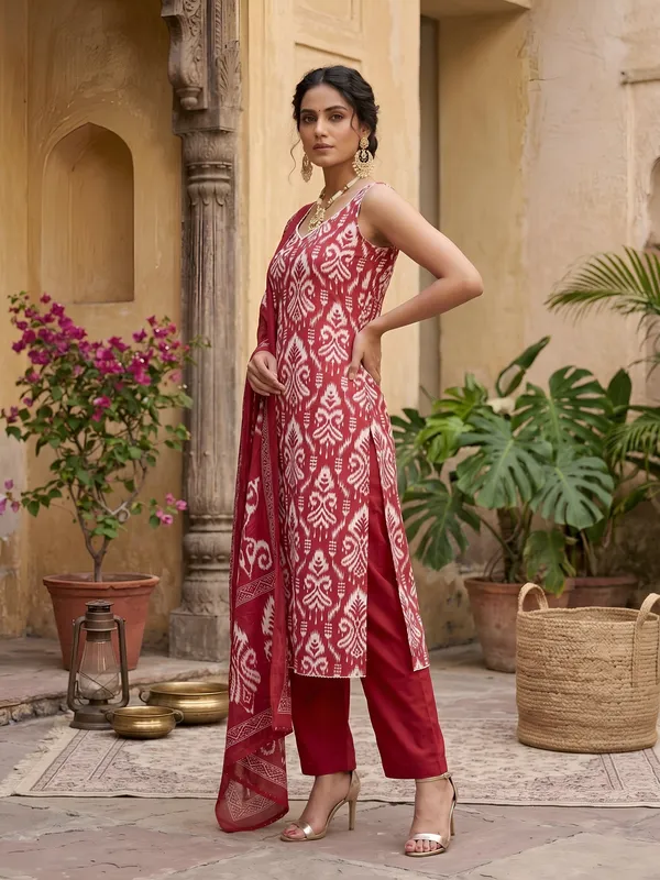 Pink_Floral_Printed_Straight_Kurta_Set_For_Women