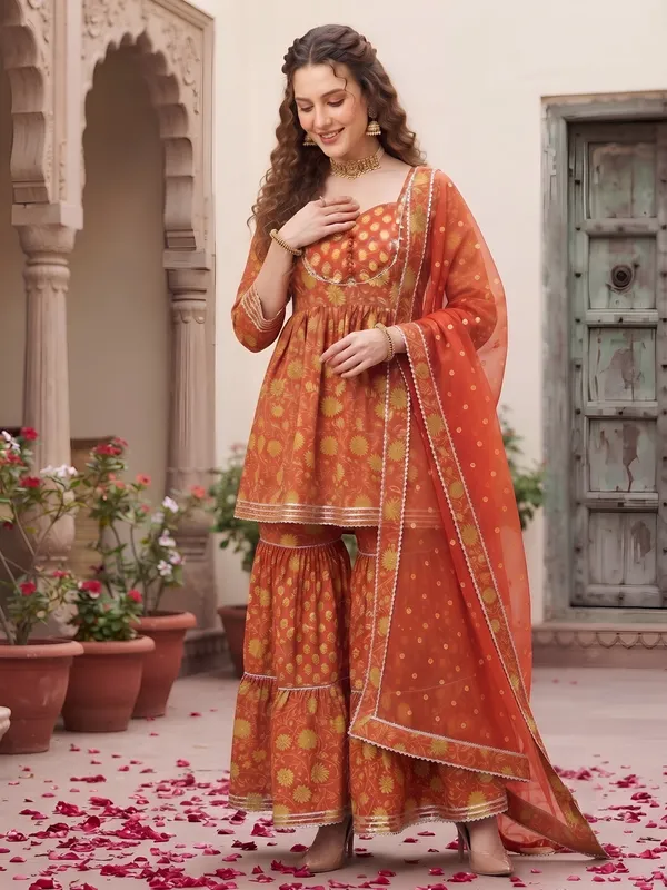 Rust_Floral_Printed_Cotton_Kurta_Set