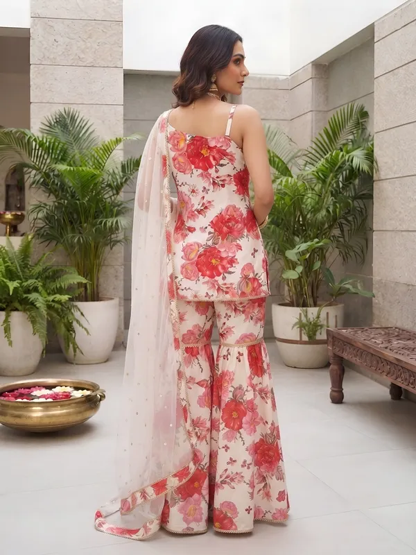 White_Floral_Printed_Viscose_Rayon_Kurta_Set