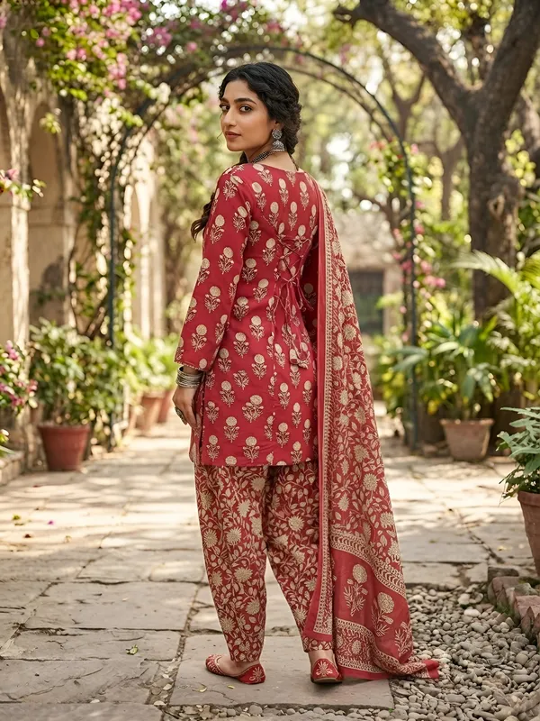 Pink_Floral_Printed_Cotton_Kurta_Set