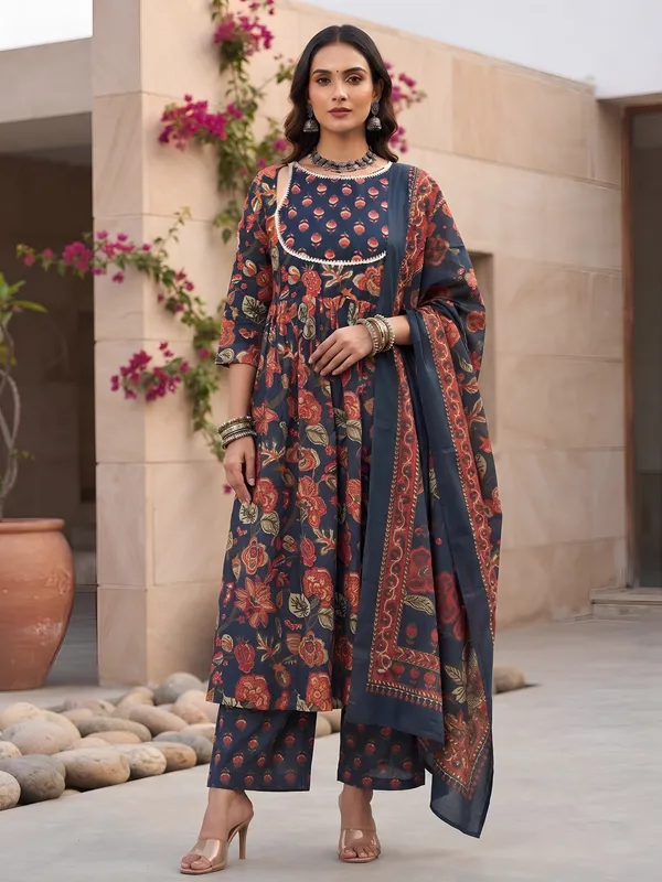 Blue_Floral_Printed_Cotton_Kurta_Set