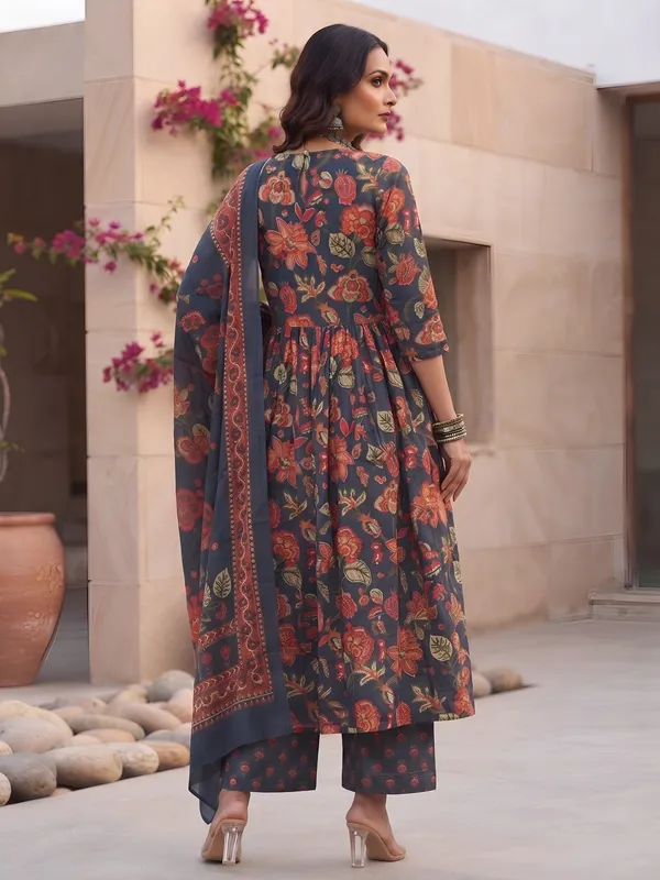 Blue_Floral_Printed_Cotton_Kurta_Set