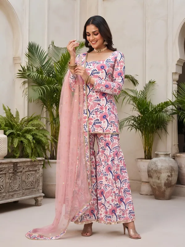 Pink_Floral_Printed_Viscose_Rayon_Kurta_Set