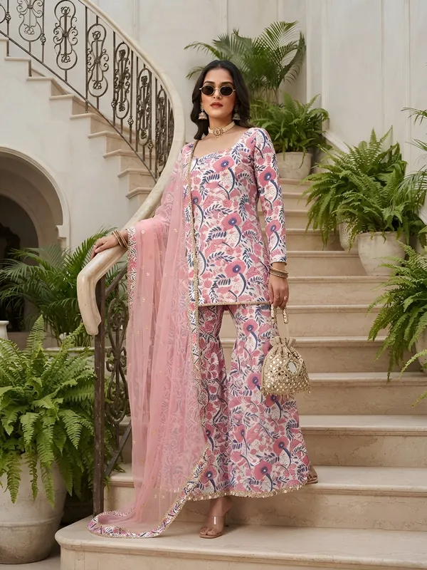 Pink_Floral_Printed_Viscose_Rayon_Kurta_Set
