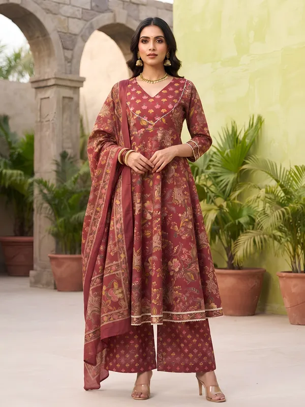Burgundy_Floral_Printed_Cotton_Kurta_Set
