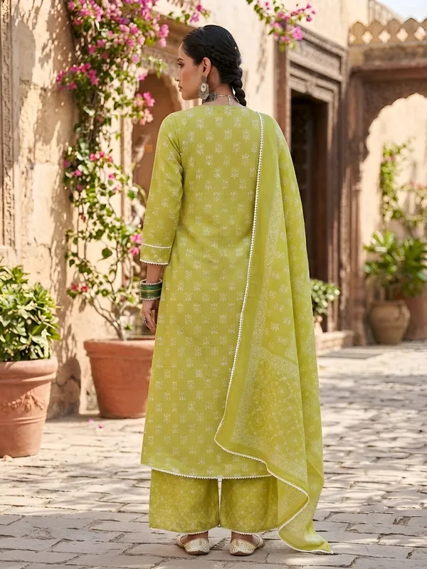 Green_Floral_Printed_Cotton_Kurta_Set