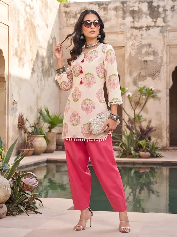 Off_White_&_Pink_Printed_Co-Ord_Set_for_Women
