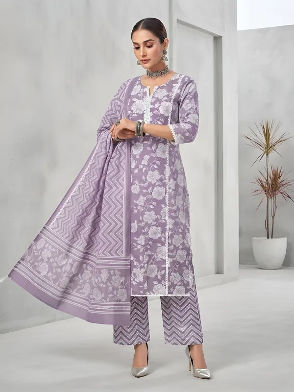 Lavender_Floral_Printed_Cotton_Kurta_Set