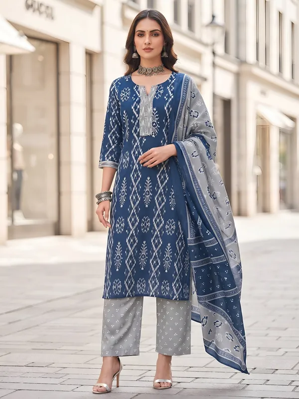 Blue_Floral_Printed_Cotton_Kurta_Set
