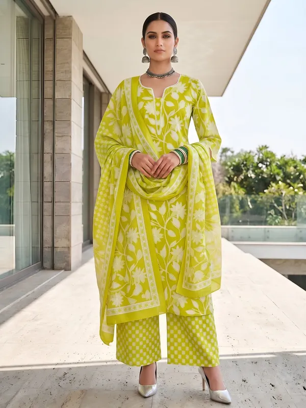 Green_Floral_Printed_Cotton_Kurta_Set