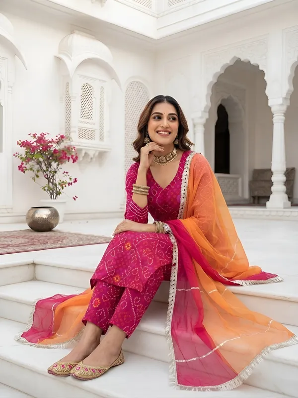 Pink_Floral_Printed_Cotton_Kurta_Set