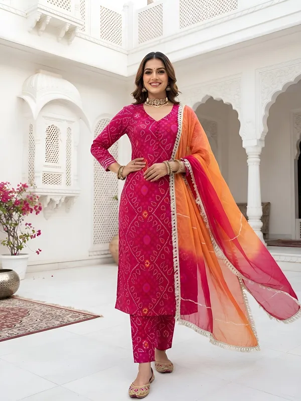 Pink_Floral_Printed_Cotton_Kurta_Set