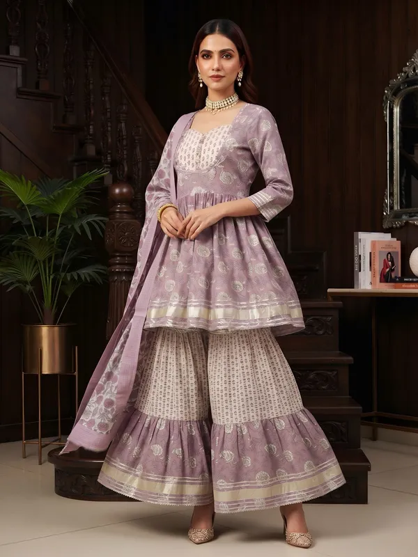 Lavender_Floral_Printed_Cotton_Kurta_Set