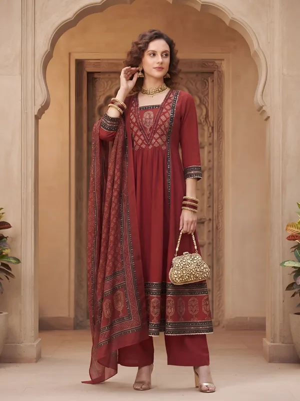 Maroon_Floral_Printed_Cotton_Kurta_Set