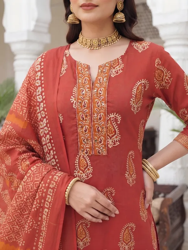 Rust_Floral_Printed_Cotton_Kurta_Set