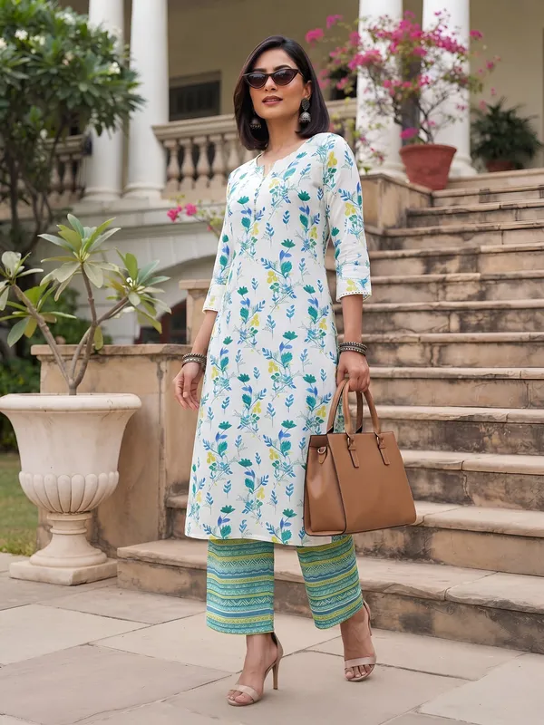 White_Printed_Straight_Co-Ords_Set_for_Women