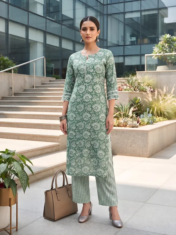 Green_Printed_Straight_Co-Ords_Set_for_Women