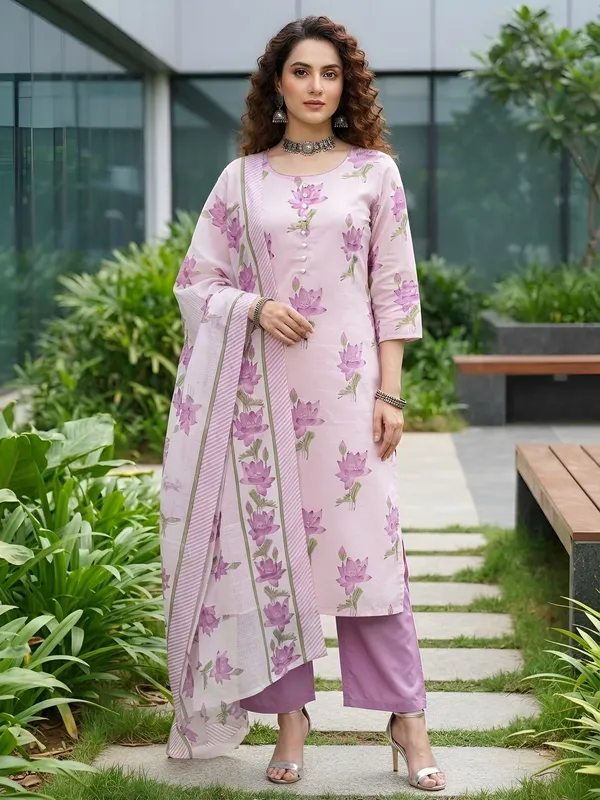 Lavender_Floral_Printed_Cotton_Kurta_Set