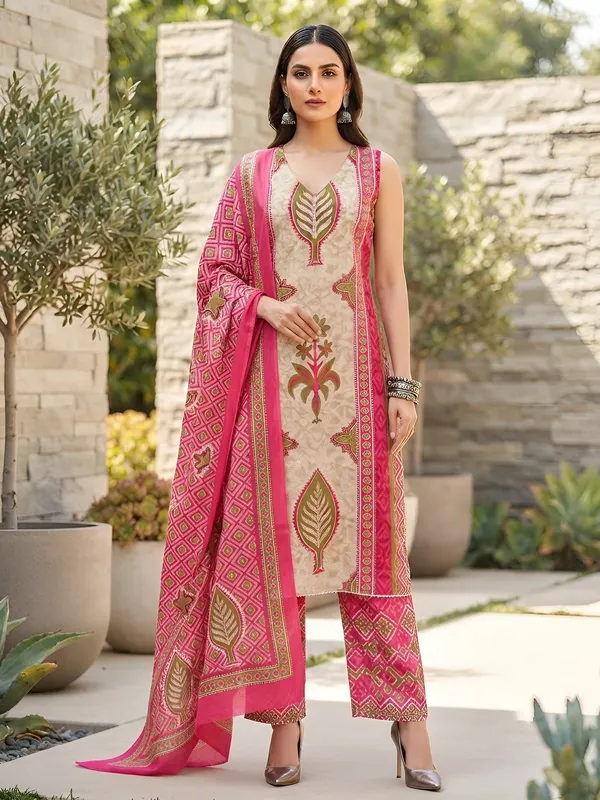 Pink_Floral_Printed_Cotton_Kurta_Set