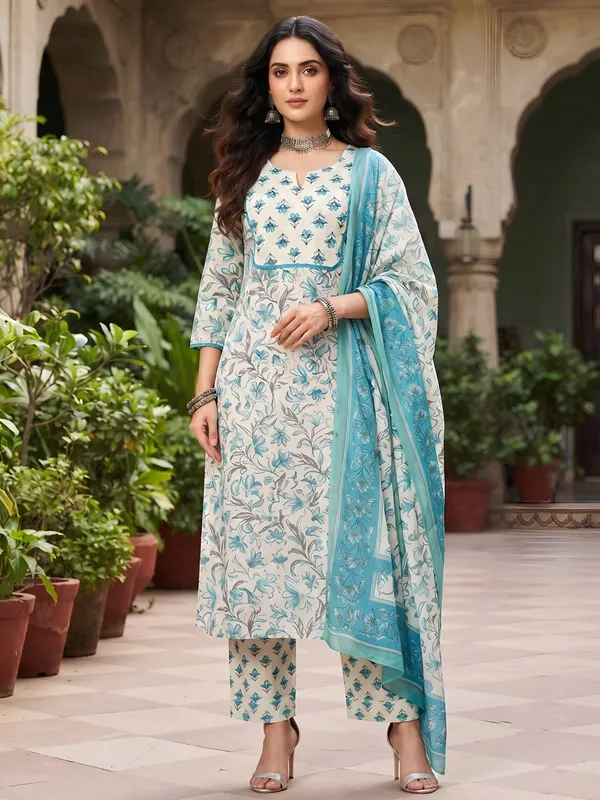 Turquoise_Floral_Printed_Cotton_Kurta_Set